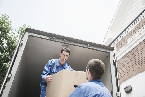 Efficient packing services for a smooth relocation in Elm Park