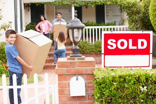 Local removalists assisting with unpacking